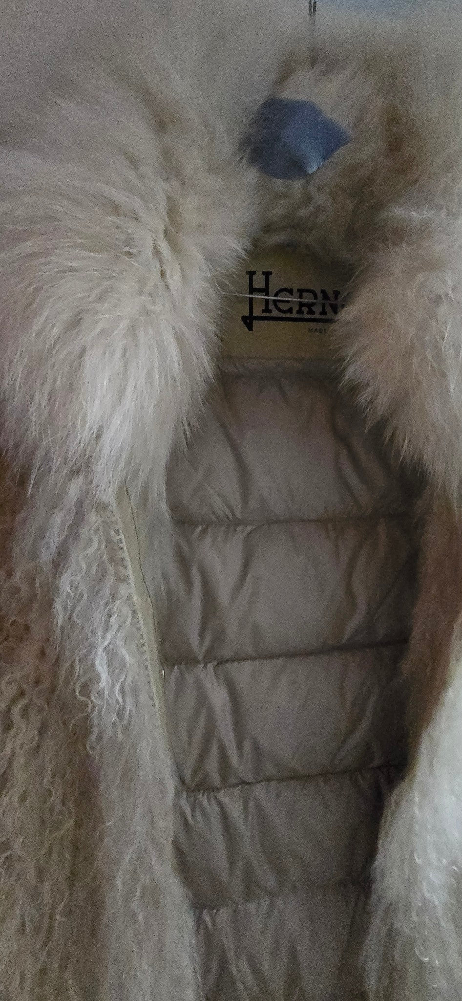 HERNO Fur sleeveless coat