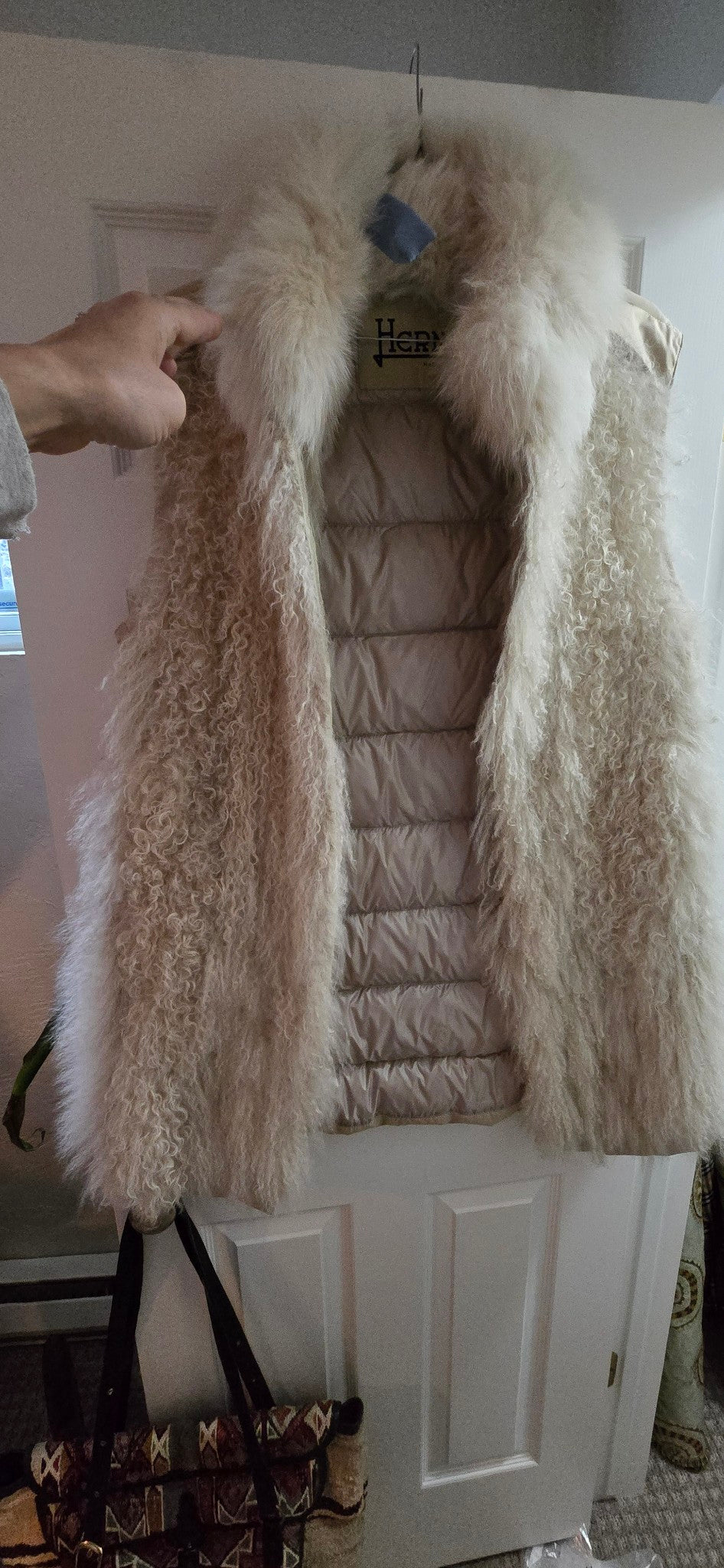 HERNO Fur sleeveless coat