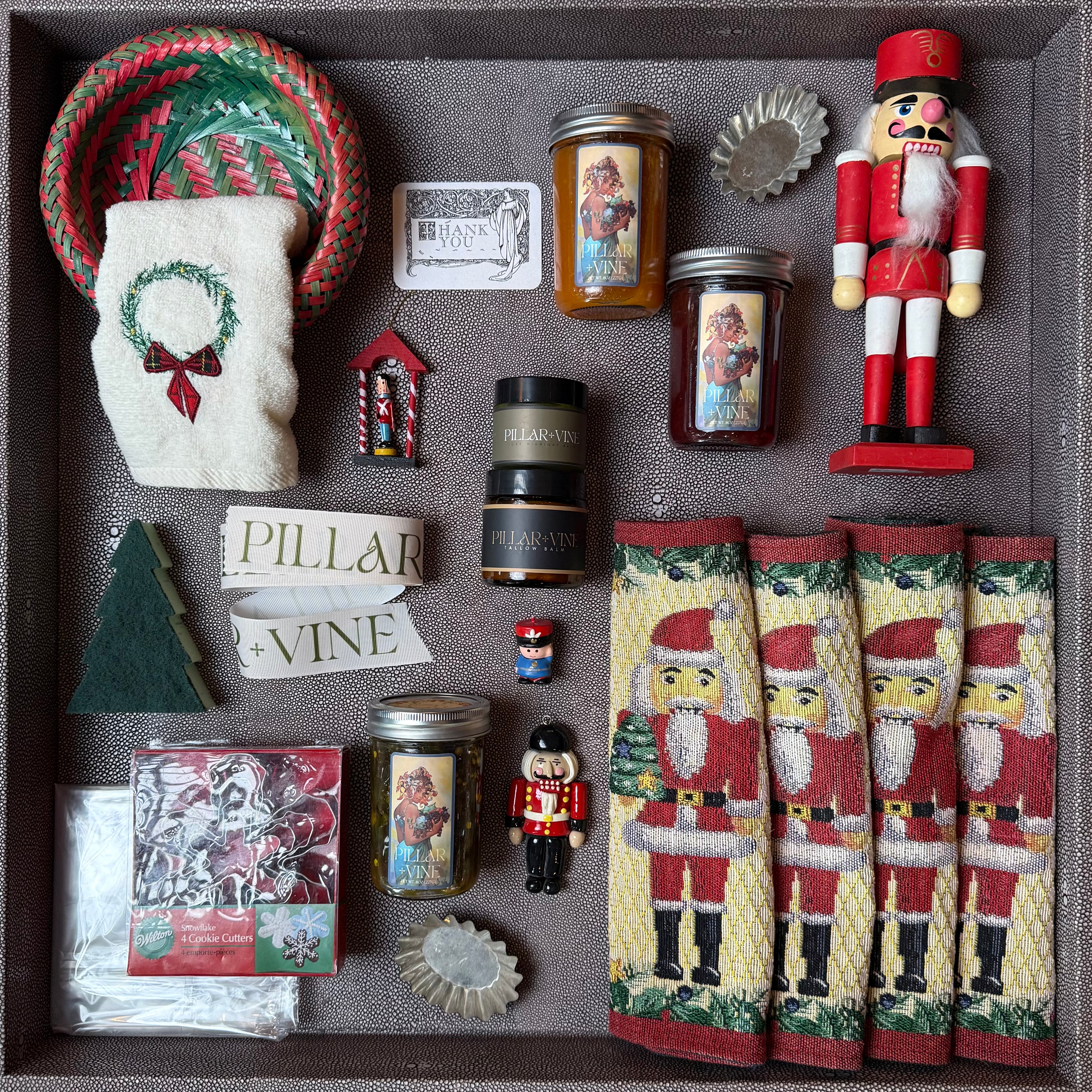 Medium One-Of-A-Kind Vintage Basket Kit