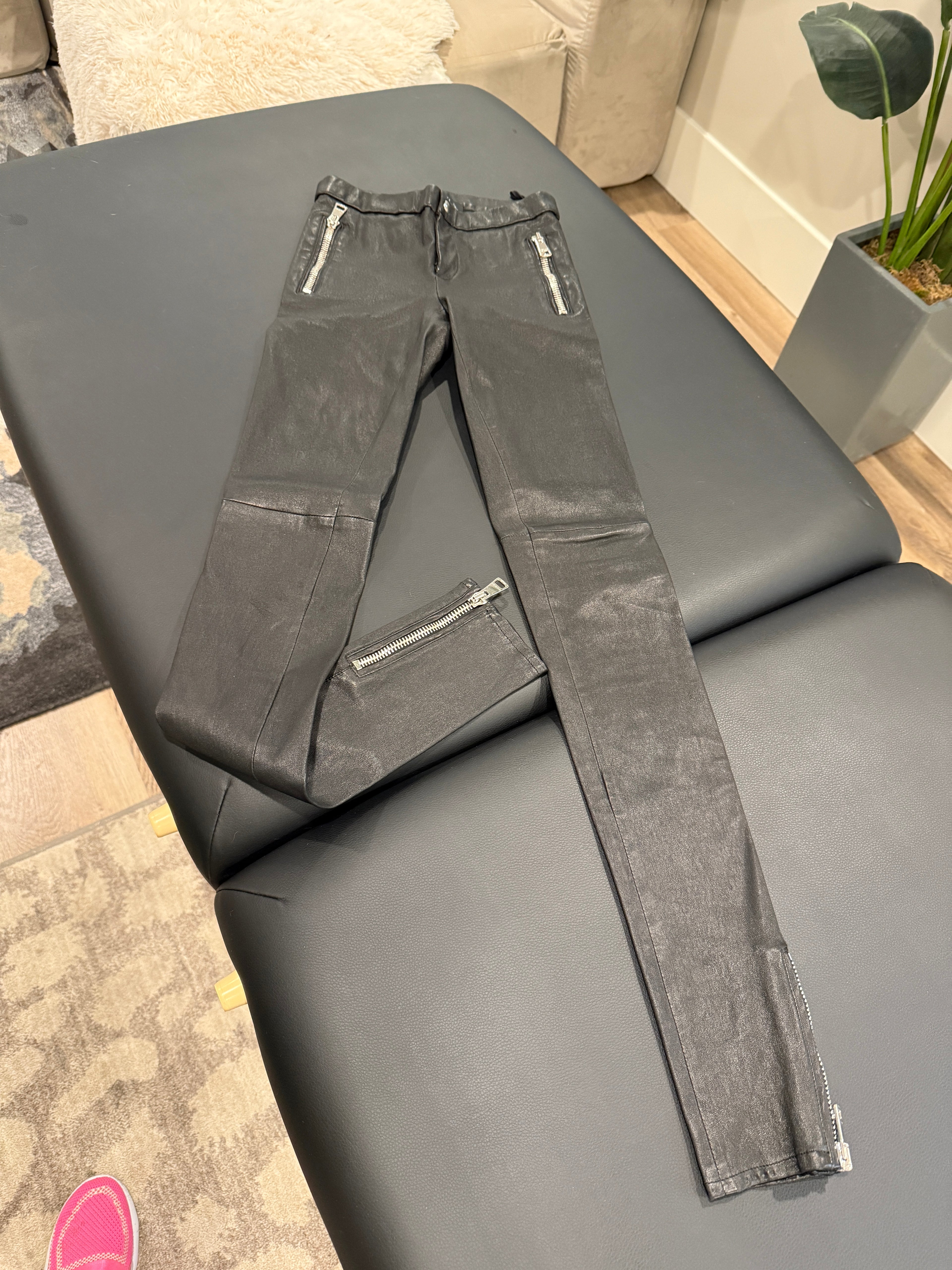 Gucci leather skinny pants